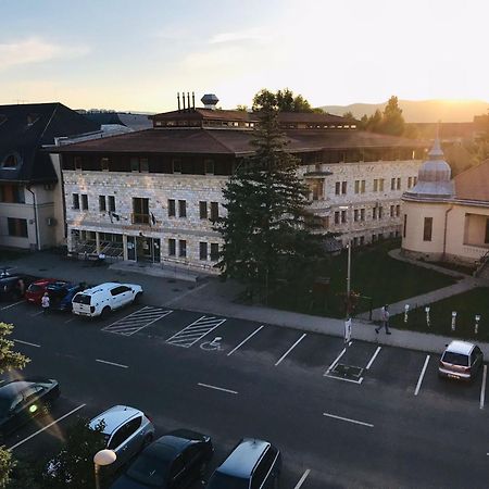 Centrum Apartman Sárospatak Zewnętrze zdjęcie